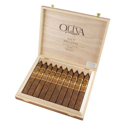 Oliva Serie V Melanio Natural 6.5x52